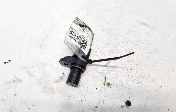 BMW 1 E81 E87 Crankshaft position sensor 751899402 7518994-02