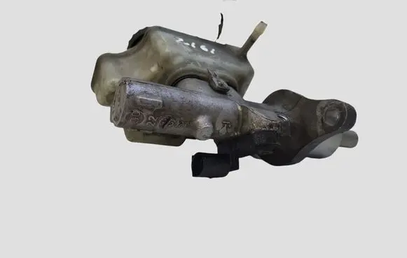 Skoda Octavia Mk2 (1Z) Master brake cylinder 1K1611301D