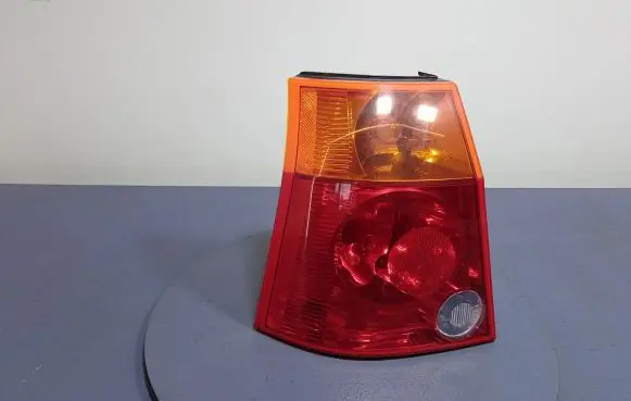 Chrysler Pacifica Rear/tail lights 04857587AC