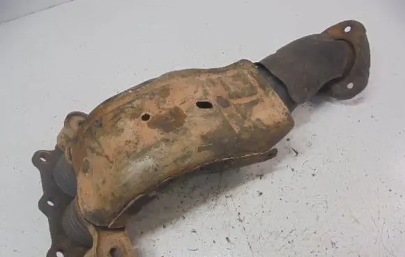 Volkswagen PASSAT B3 Other exhaust manifold parts 
