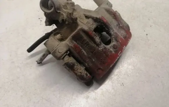 Ford Focus Rear brake caliper