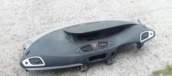 Renault Scenic III - Grand scenic III Dashboard 681000016R
