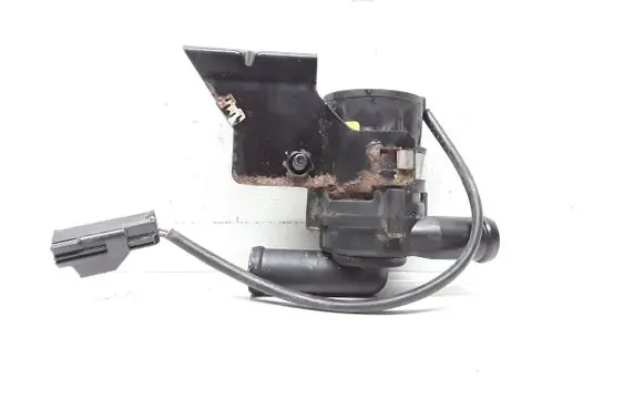 Volvo V70 Electric auxiliary coolant/water pump 30780323 6G9N8564AF