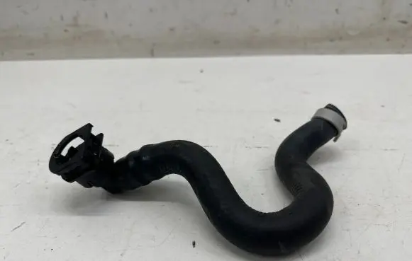 Toyota RAV 4 (XA50) Engine coolant pipe/hose