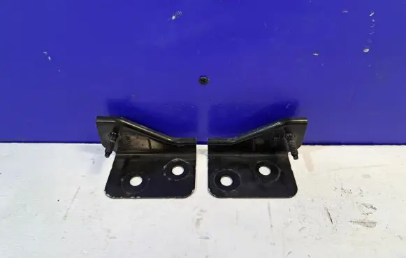 Jaguar XF X260 Radiator support slam panel bracket GX738C142AA GX738C143AA