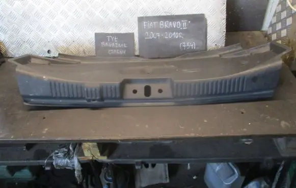 Fiat Bravo Trunk/boot sill cover protection 735384635