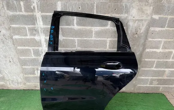Mercedes-Benz B W247 Rear door