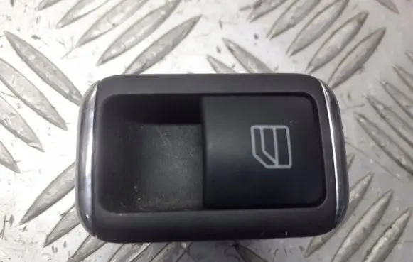 Mercedes-Benz C W204 Quarter vent window switch A2048700451