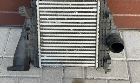 Lamborghini Urus Intercooler radiator 4M0145804 4M0145804BT RD20CCD07F8