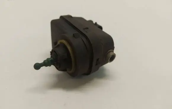 Renault Scenic I Headlight level adjustment motor 