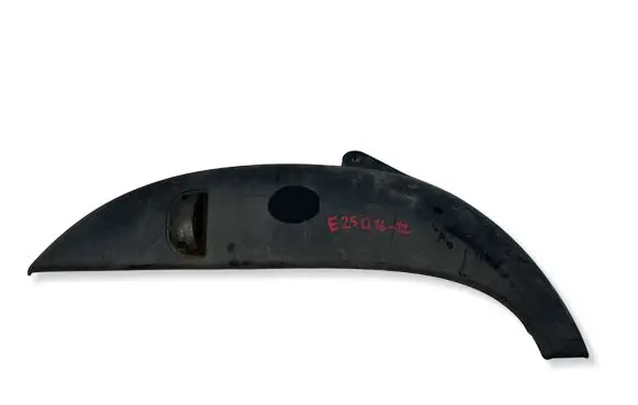 Renault Mascott Front arch trim 8200215116