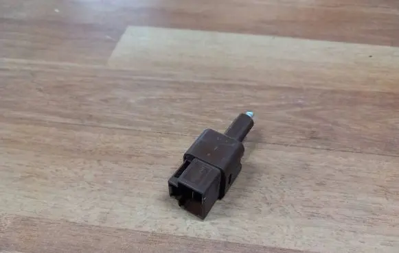Nissan Qashqai Brake pedal sensor switch 9408U