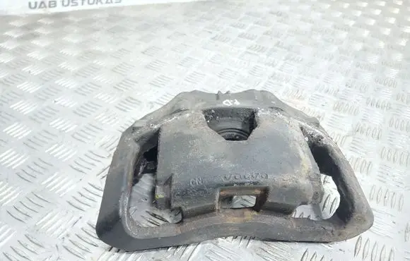 Volvo XC90 Front brake caliper