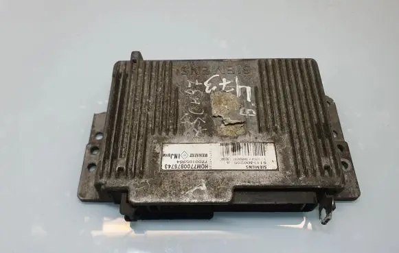 Renault Scenic I Engine control unit/module S115300205A HOM7700875743 7700105984