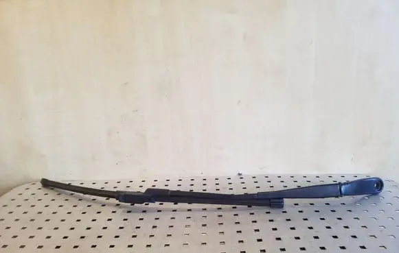 Volvo XC60 Front wiper blade arm 30753530