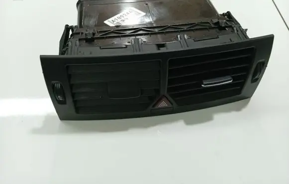Mercedes-Benz A W169 Dash center air vent grill 1698300054