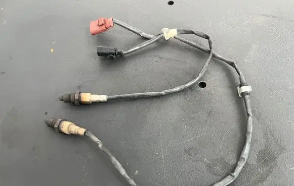 Volkswagen Polo V 6R Lambda probe sensor 04C906262K 04C906262J 556257B