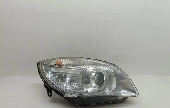 Skoda Fabia Mk2 (5J) Headlight/headlamp 24783200R