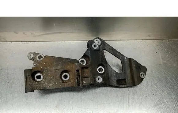 Generator/alternator bracket