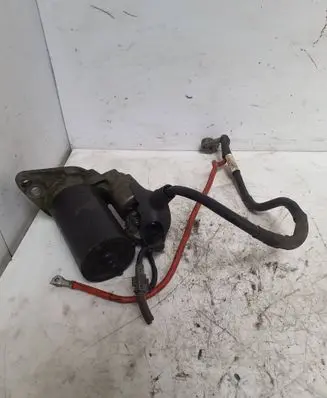 Volkswagen Touran I Starter motor 02Z911023F 0001123312