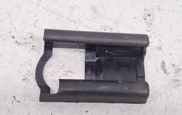 BMW 3 E92 E93 Sliding door rail trim 7448270