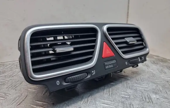 Volkswagen Eos Dash center air vent grill 1Q0819728H 1Q0819743