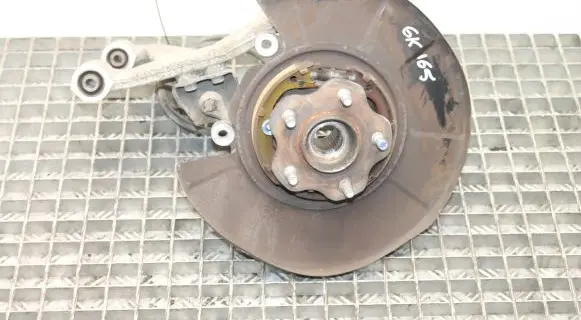 Nissan 370Z Rear wheel hub
