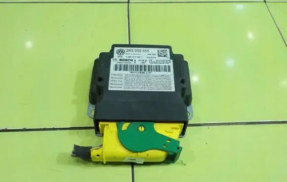 Volkswagen Caddy Airbag control unit/module 0285012782