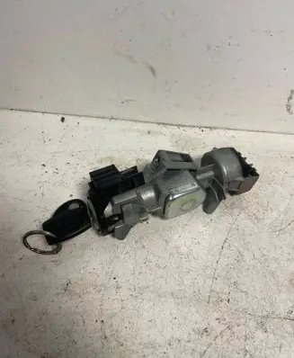 Ford Focus Ignition lock 3M513F880AD