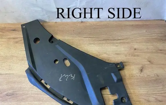 Volvo S90, V90 Engine bonnet/hood lock trim molding 31386869