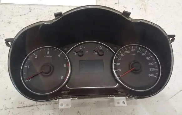 KIA Carens III Speedometer (instrument cluster)