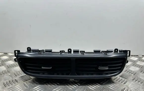 Hyundai Tucson TL Dash center air vent grill 97410D7BA0