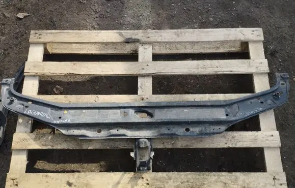 Renault Laguna II Top upper radiator support slam panel 8200233858A