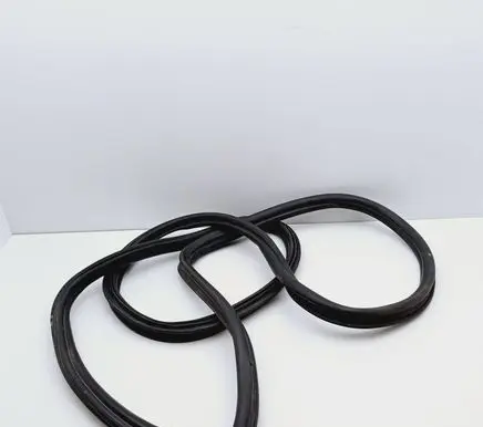 Audi A4 S4 B5 8D Trunk rubber seal (body)