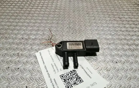 Volkswagen Transporter - Caravelle T5 Exhaust gas pressure sensor 076906051B