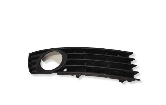 Audi A4 S4 B6 8E 8H Front bumper lower grill 8E0807682A 0010111840520