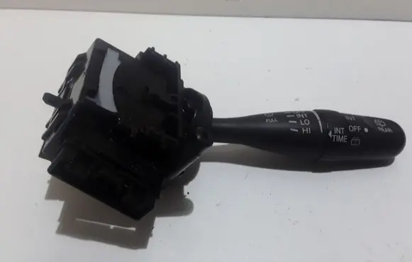 Suzuki Grand Vitara II Wiper control stalk