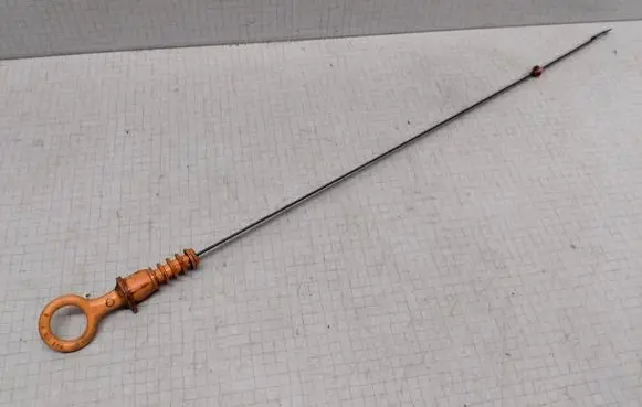 Volkswagen PASSAT B5.5 Oil level dip stick 038115611B