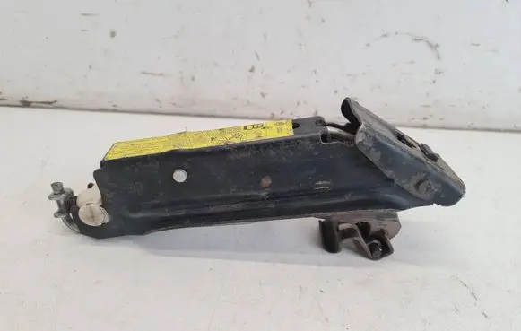 Audi A3 S3 A3 Sportback 8P Lift Jack 1K0011031C