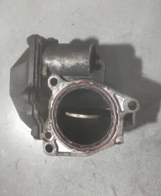 Volkswagen Touran I Throttle valve 03G128063A