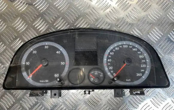 Volkswagen Caddy Speedometer (instrument cluster) VWZ7Z0F7159059 V0003000 2K0920843C