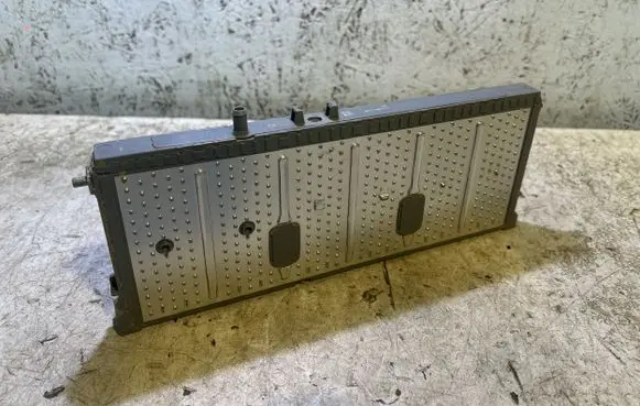 Toyota C-HR I Hybrid / Electric Car Battery Cell 203V3M12304M