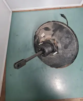 Opel Astra H Brake booster 13216086