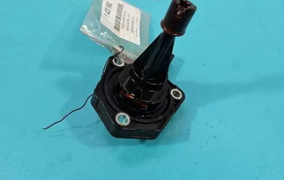 Audi A8 S8 D4 4H Oil level sensor 03C907660R IMPRK1423992