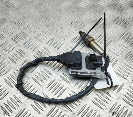 Mercedes-Benz E W213 Lambda probe sensor A0009058011 A3C06300500