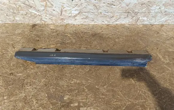 Suzuki Jimny Sill 7764181A00 77640S1A00 81A00100