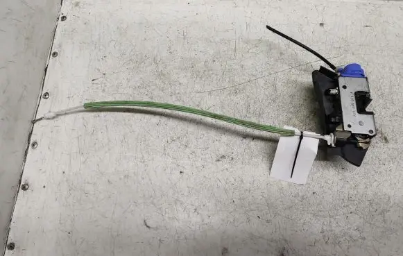 Audi A3 S3 8L Rear door lock