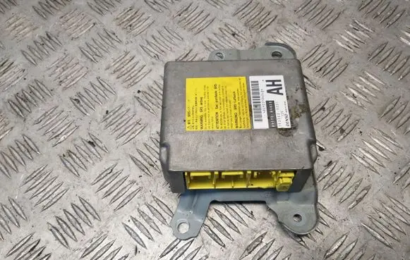 Toyota Corolla Verso AR10 Airbag control unit/module 89170