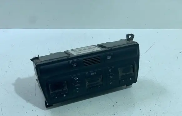 Audi A6 S6 C5 4B Climate control unit 4B0820043F
