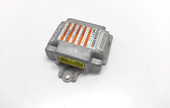 Suzuki Grand Vitara I Airbag control unit/module 3891065D11 1523002043